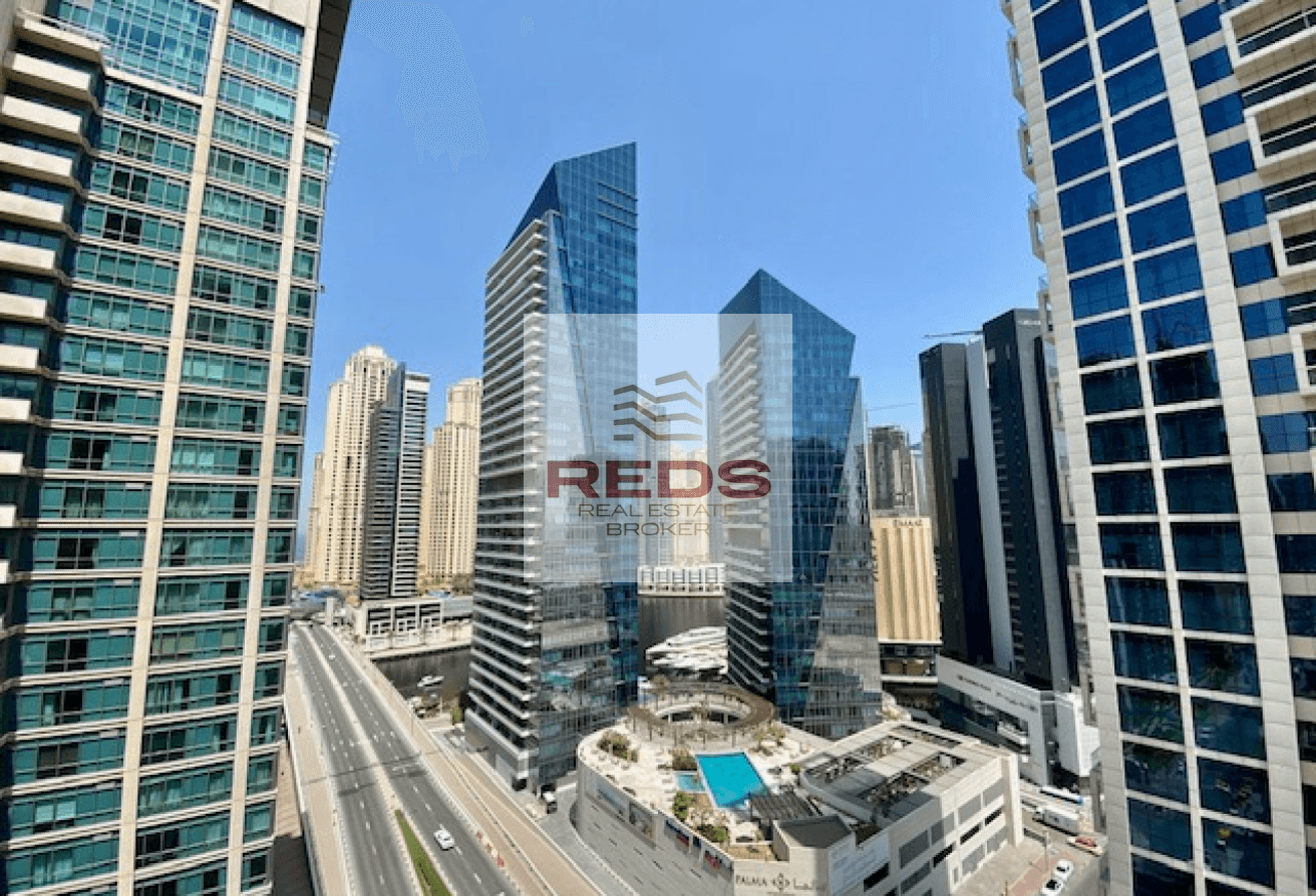 3 Bed Room Plus Maids Room | Upgraded | Road View