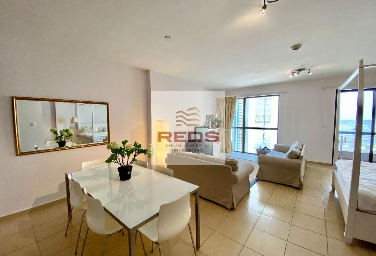 Fully Furnished Studio Available End of January